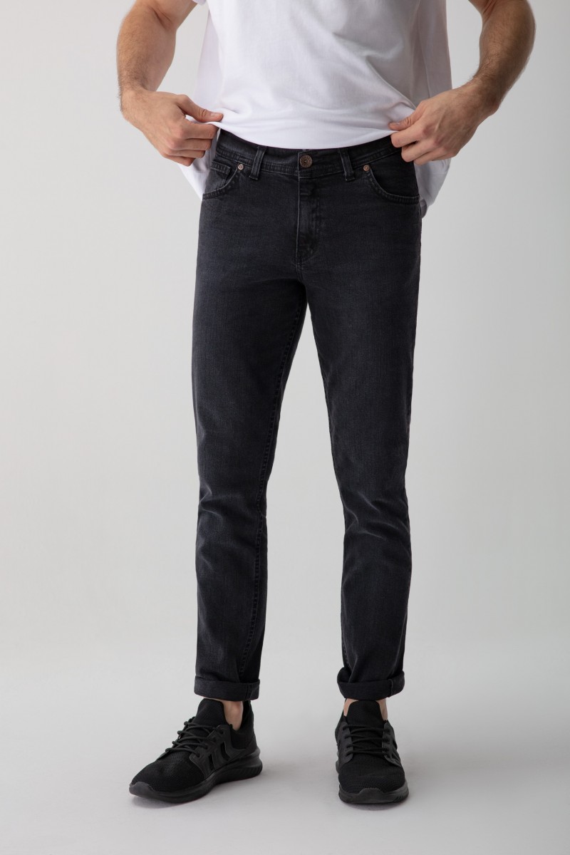 SPODNIE JEANSOWE VASCO BLACK 109...